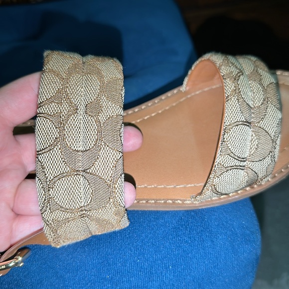 Women coach strap sandals size 8.5 - Picture 5 of 5